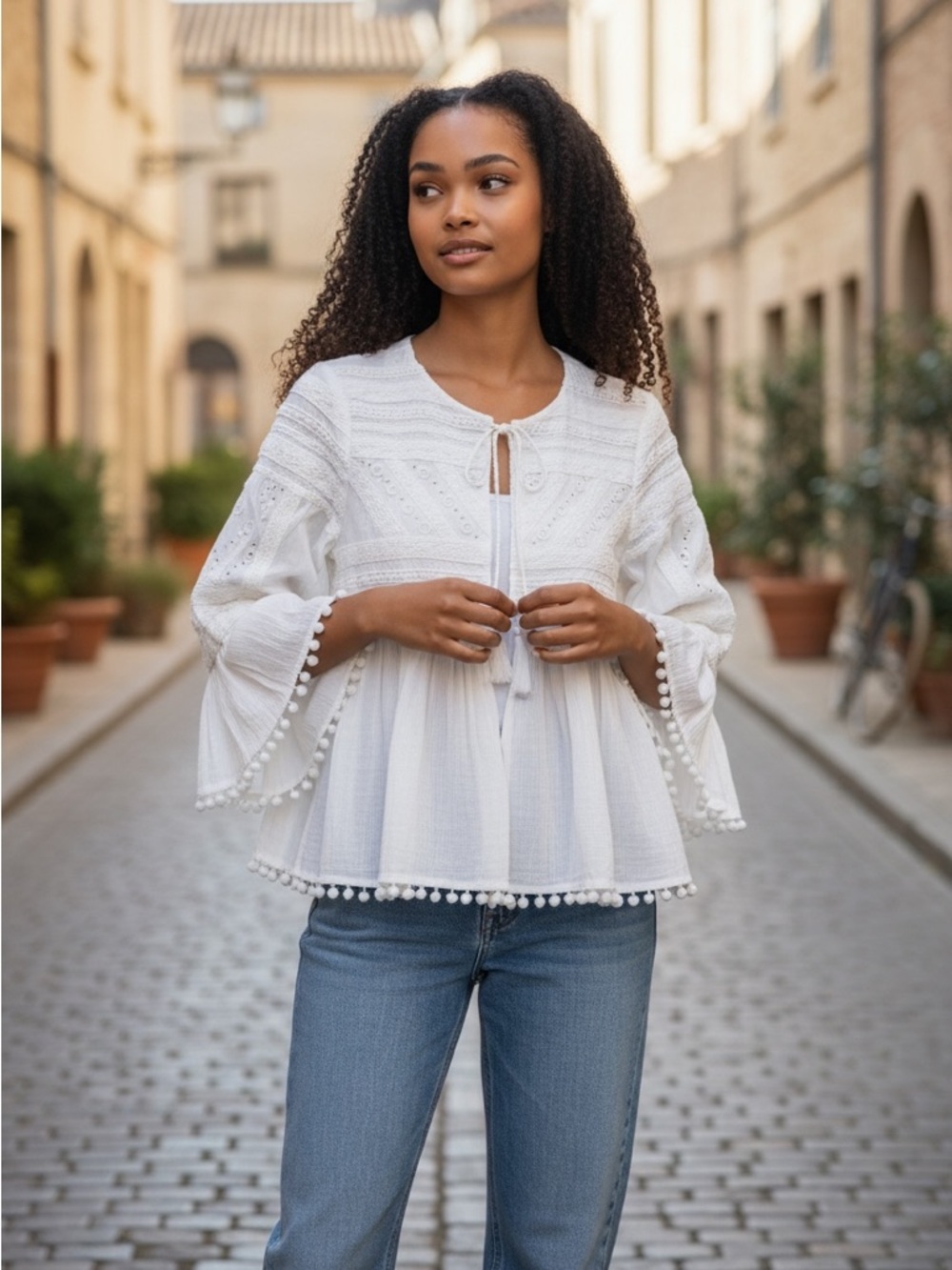 Cupio White Pom-Pom Tie-Front Open Boho NWT Top Large
